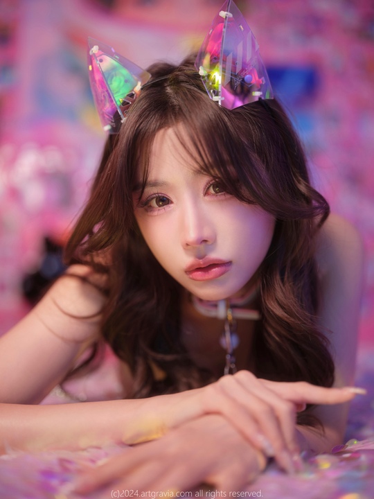 YeonYu · [ARTGRAVIA] VOL.615｜119P-127MB · 胶片颗粒的暗调诗行-玩图志